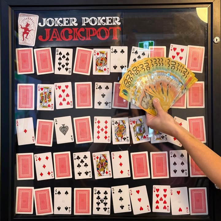 Featured image for “Record $1700 Joker Jackpot: Locals Arvo at West Kempsey Hotel”