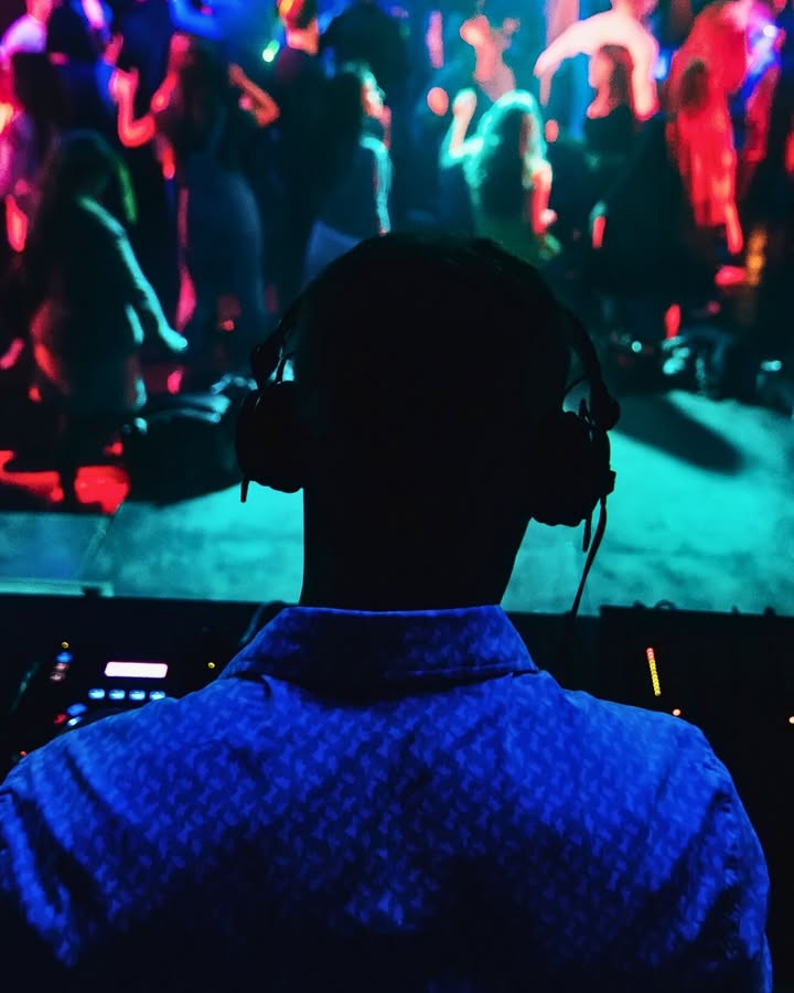 Featured image for “Top Pub DJ Party with Goldtrip: Friday Night Fun at West Kempsey Hotel”