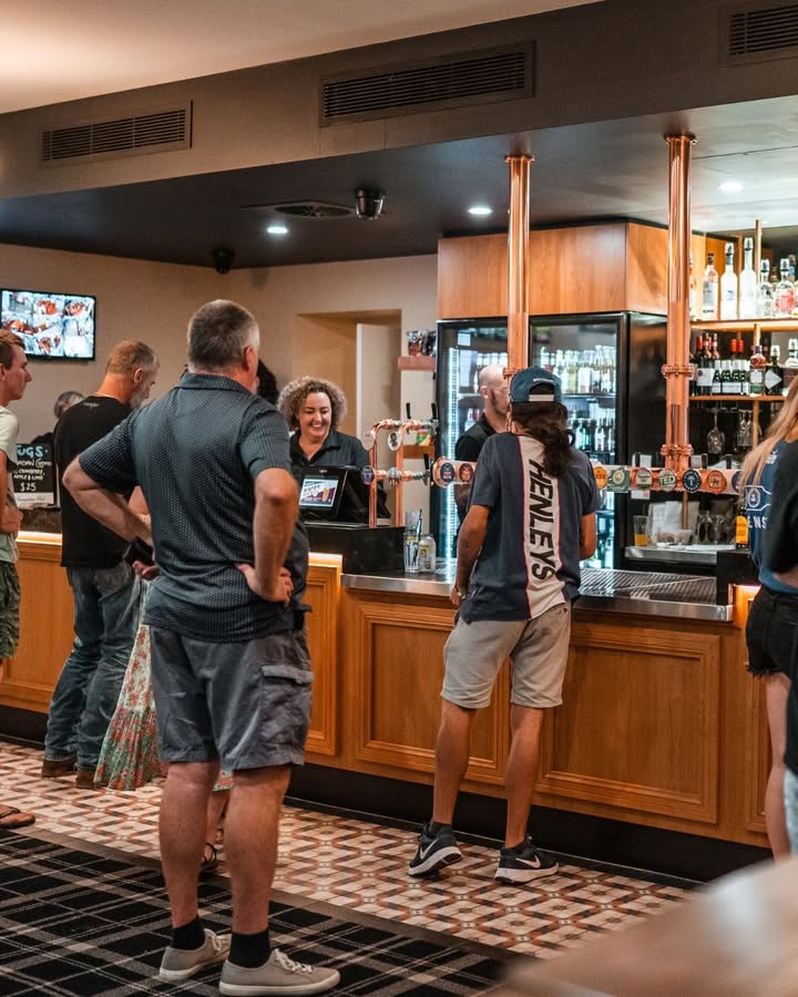 Featured image for “$5 Saturday Schooners: Happy Hour Special at West Kempsey Hotel”