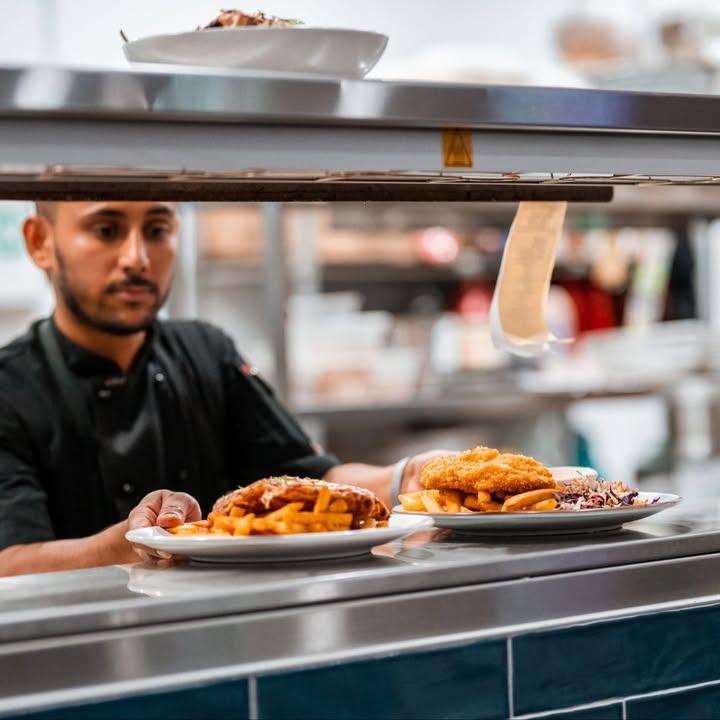 Featured image for “$19 Schnitty Thursdays: Pub Perfection at West Kempsey Hotel”