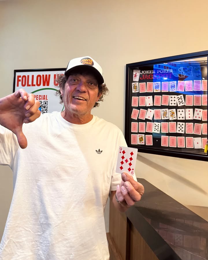 Featured image for “Thursday Joker Poker: Win $950 for 100 Schooners at West Kempsey Hotel”