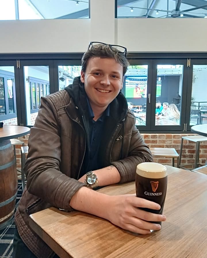 Featured image for “Guinness on Tap at West Kempsey Hotel”