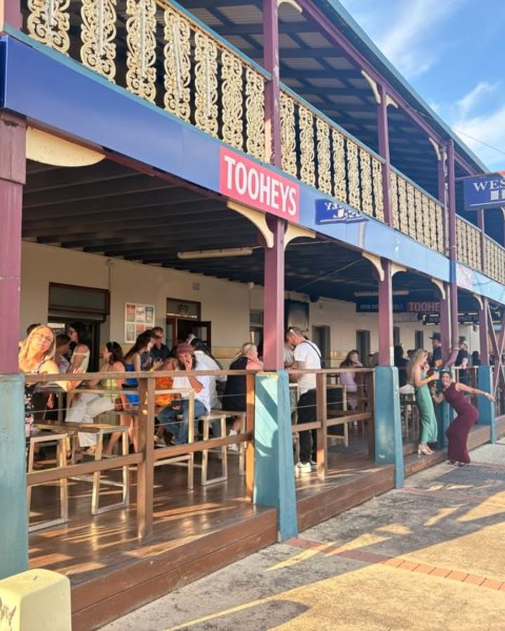 Featured image for “Valentine’s Day Couples Menu at West Kempsey Hotel”