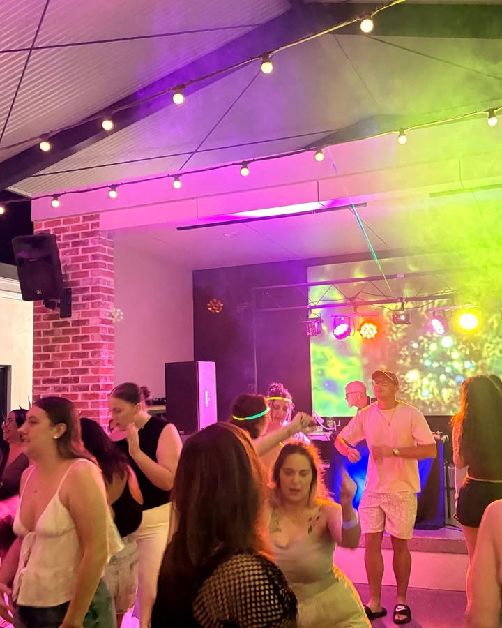 Featured image for “Terry’s Disco Returns to West Kempsey Hotel”