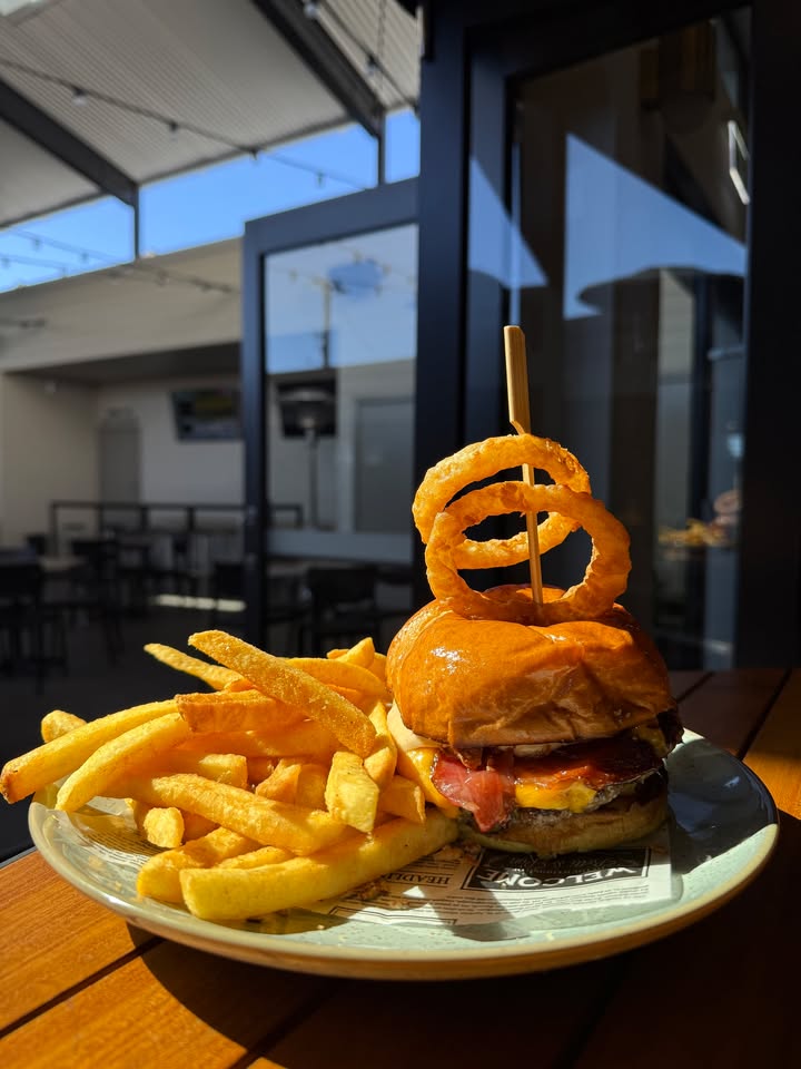 Featured image for “Loaded Burgers and Chips Every Weekend at West Kempsey Hotel”