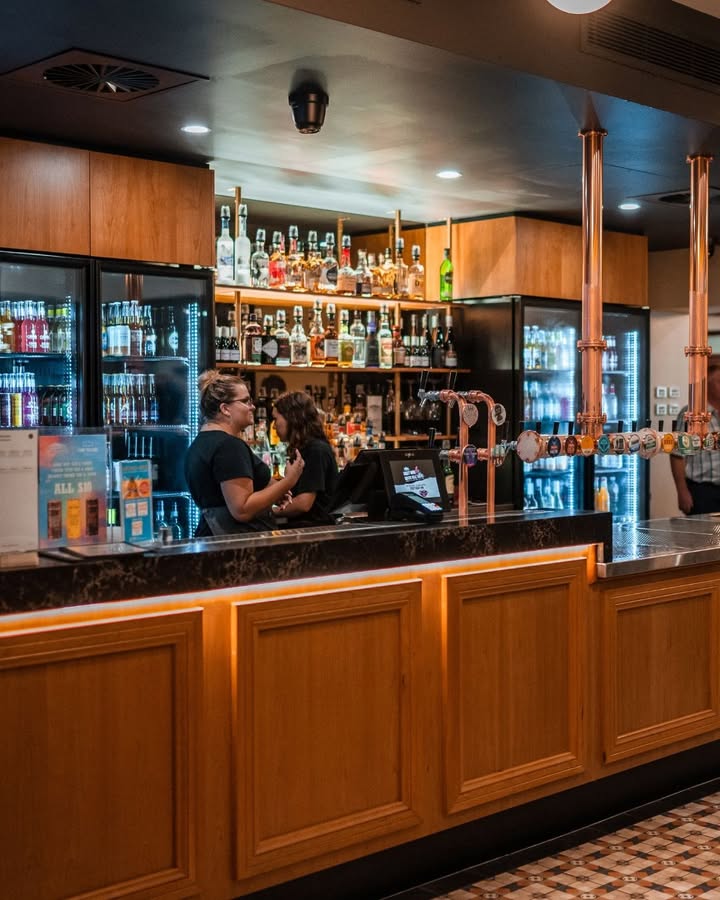 Featured image for “Free Schooner for NRL Tipping Comp Members at West Kempsey Hotel”