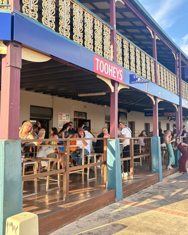 Featured image for “Locals Arvo Every Thursday at West Kempsey Hotel”
